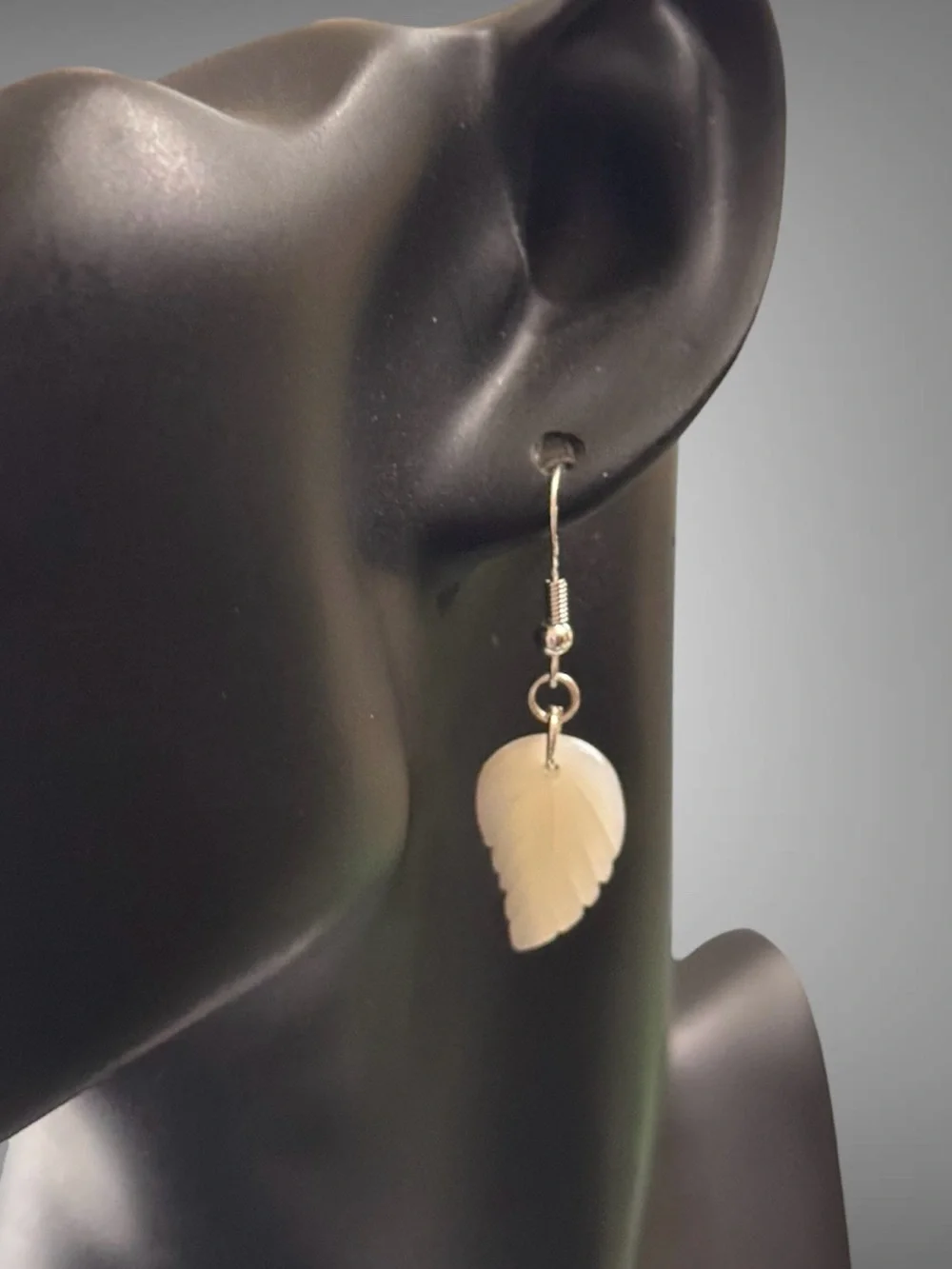 MOTHER OF PEARL LEAF SHAPE EARRINGS